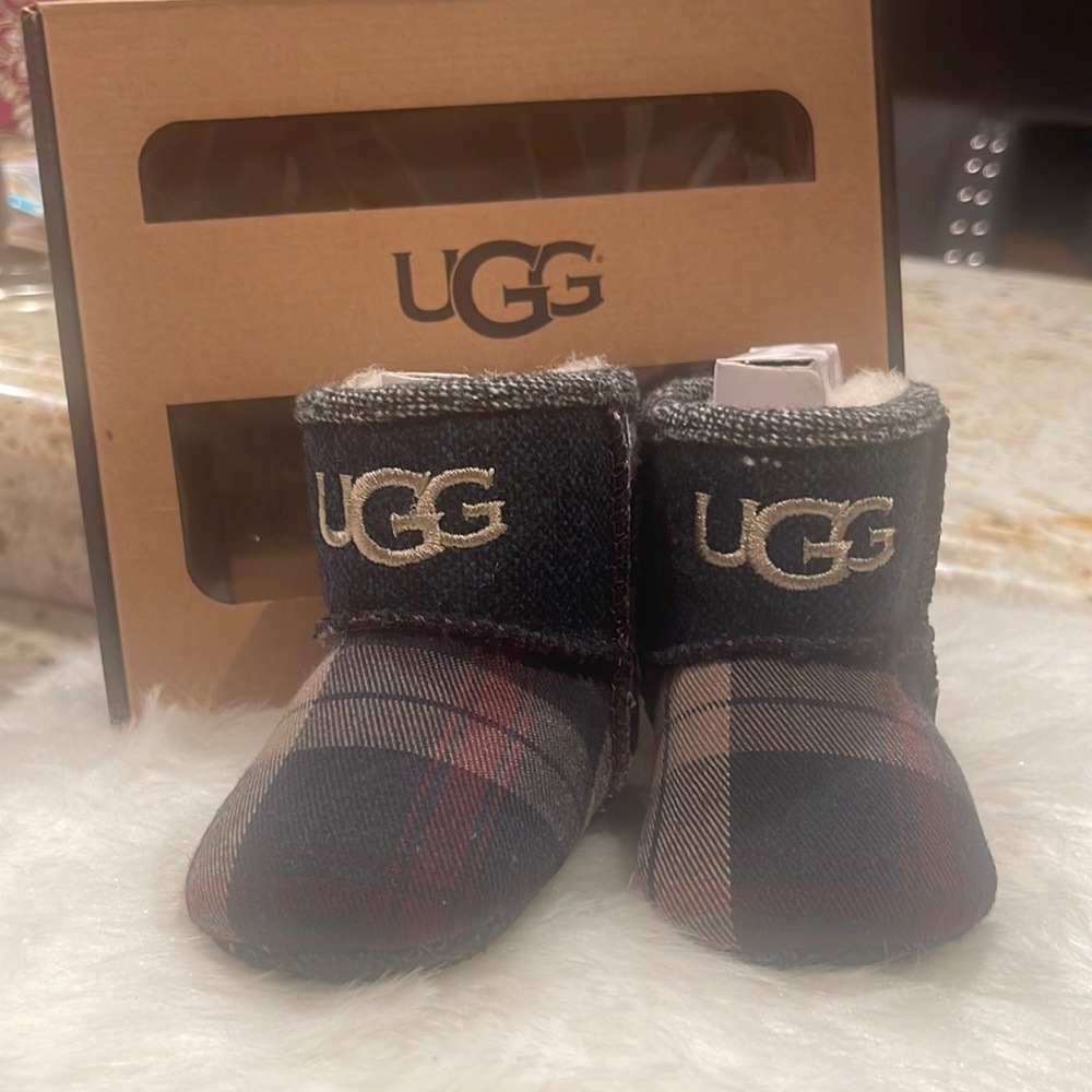 Baby winter ugg booties